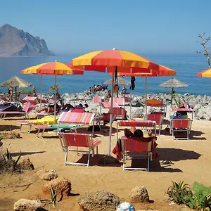 Kemping Happy Camp Mobile Homes In El-bahira Village, San Vito Lo Capo